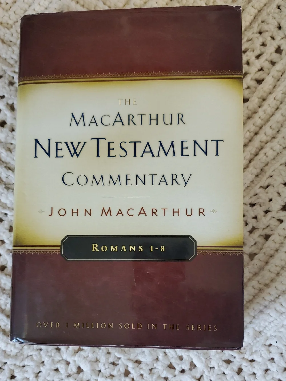 The MacArthur New Testament Commentary  Romans 1-8 Romans 9-16 2 Books.